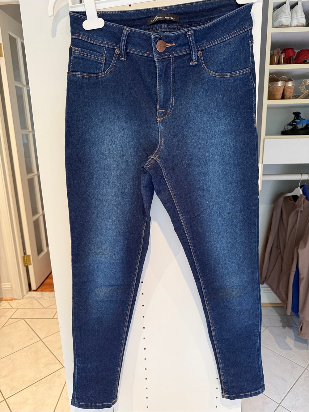 Women’s Dark Blue Stretch Skinny Jeans
